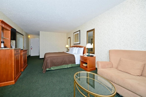 Americas Best Value Inn Baltimore image 3